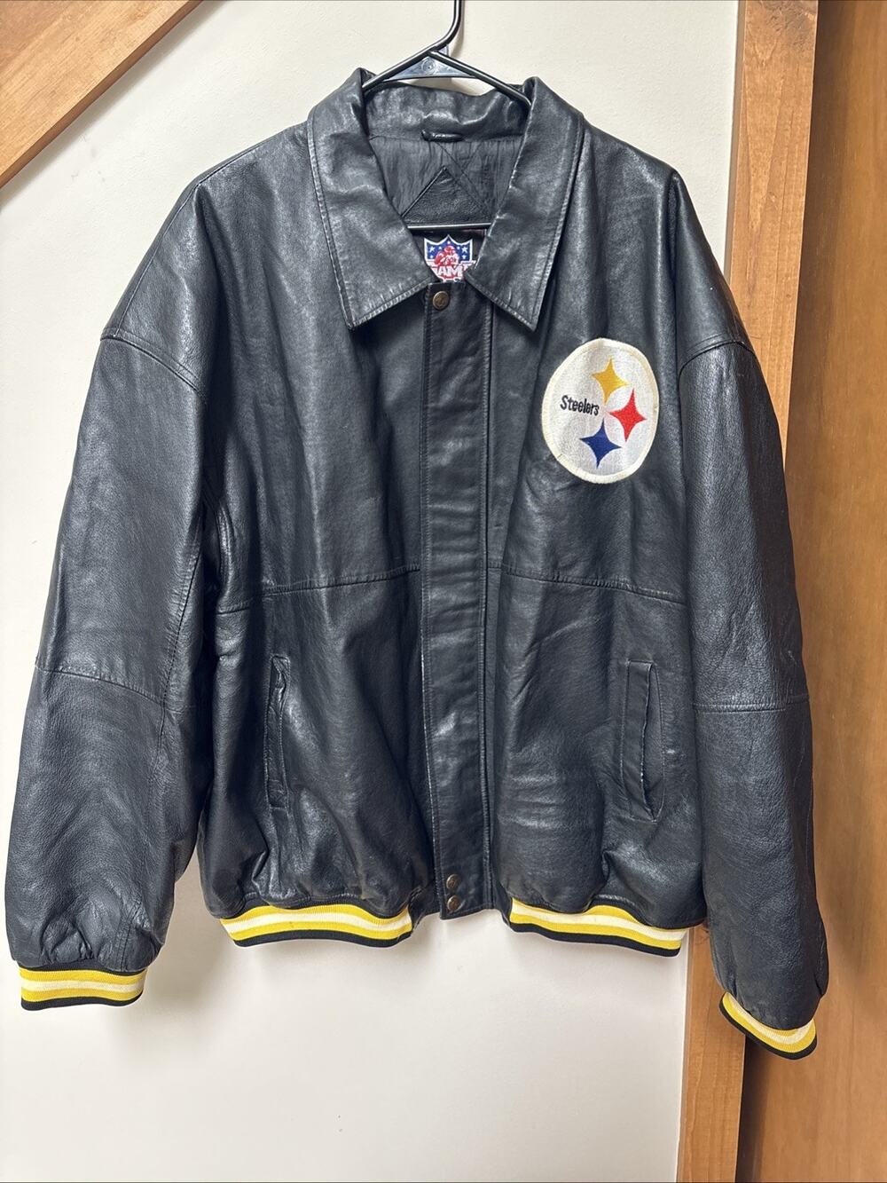 Vintage 90s Pittsburgh Steelers Game Day Essex Genuine Leather Jacket XL NFL